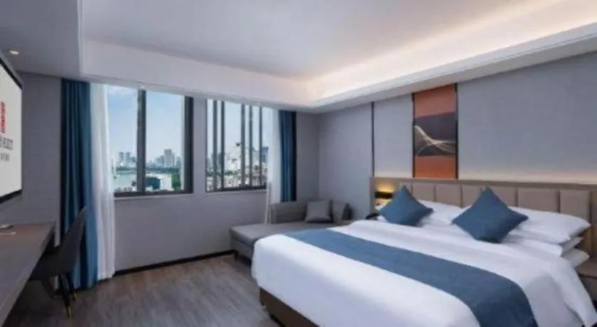 Bed in Nanning Prince Hotel