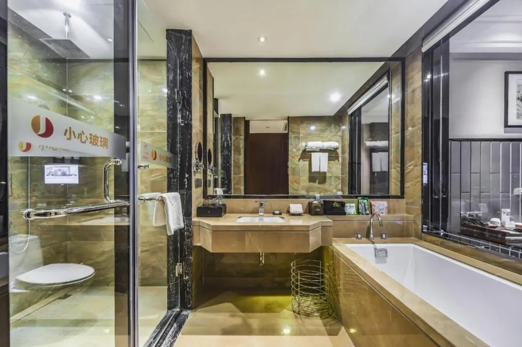 Jiyuan Oriental Jianguo Hotel