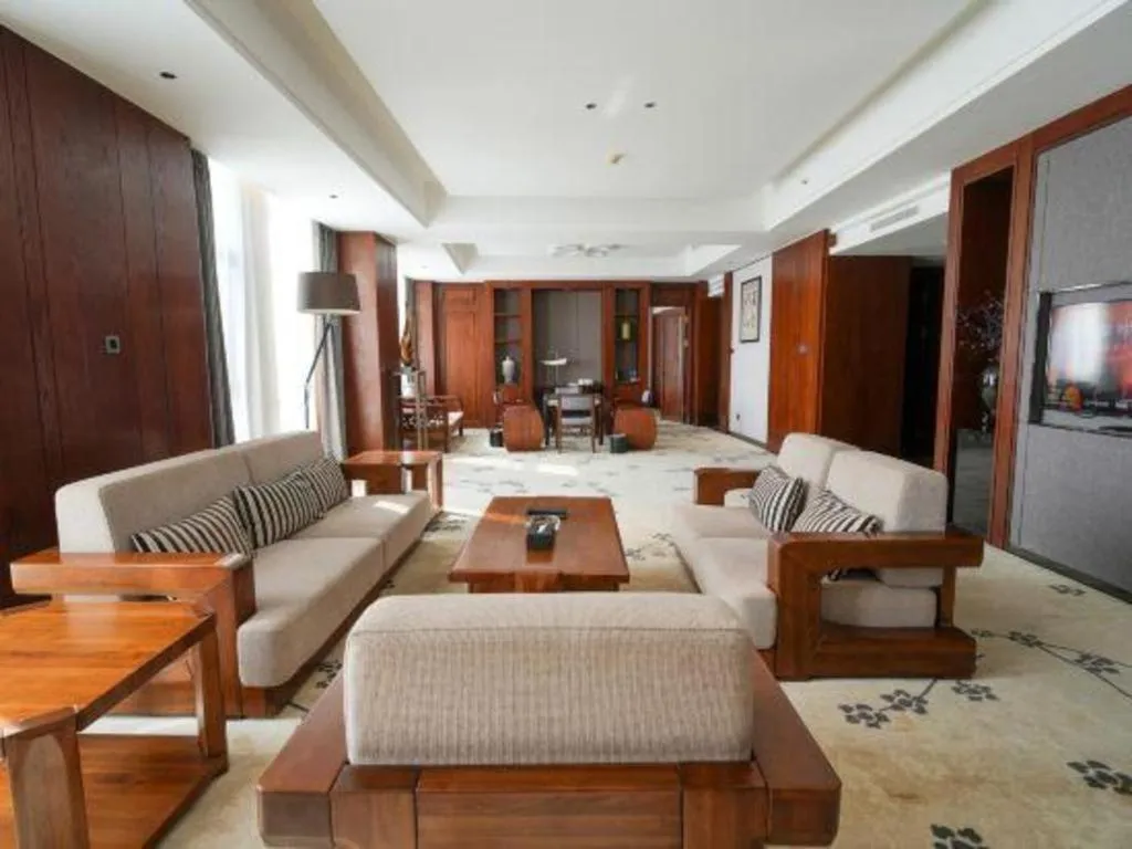 Jiyuan Oriental Jianguo Hotel