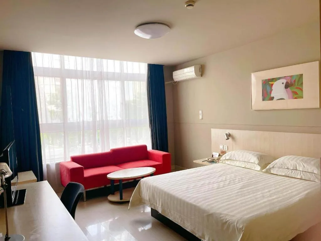 Bed in Jinjiang Inn Tai Zhou Xinghua Yingwu Bridge Branch