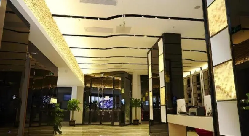 Lavande Hotel Wuhan Huanghelou Branch
