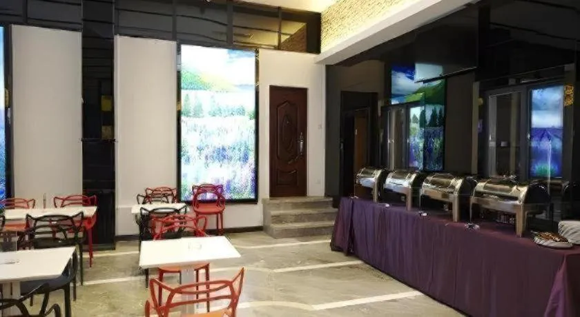 Lavande Hotel Wuhan Huanghelou Branch