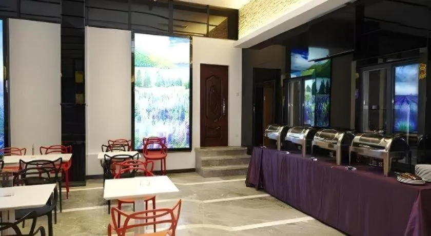 Lavande Hotel Wuhan Huanghelou Branch