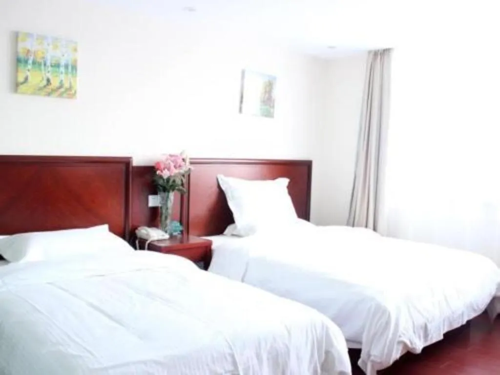 Bed in GreenTree Inn Jiangxi Nanchang XianGYAng Road Lianxi Road Business Hotel