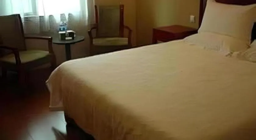 Bed in GreenTree Inn Jiangxi Nanchang XianGYAng Road Lianxi Road Business Hotel
