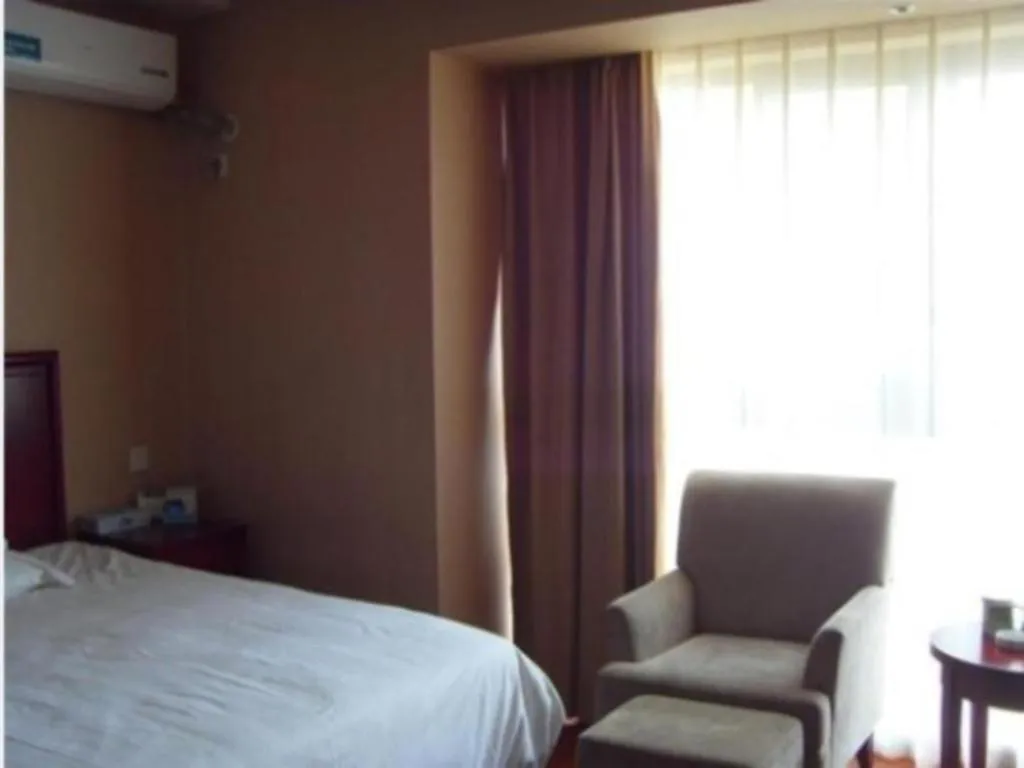 Bed in GreenTree Inn Jiangxi Nanchang XianGYAng Road Lianxi Road Business Hotel