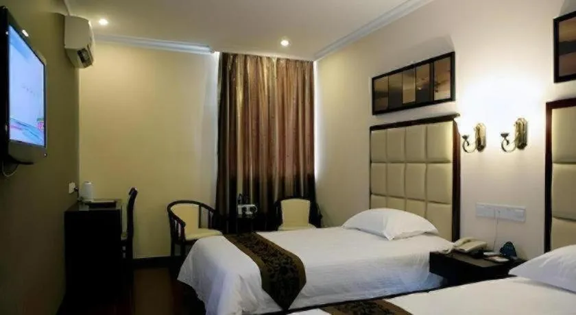Bed in GreenTree Inn Jiangxi Nanchang XianGYAng Road Lianxi Road Business Hotel