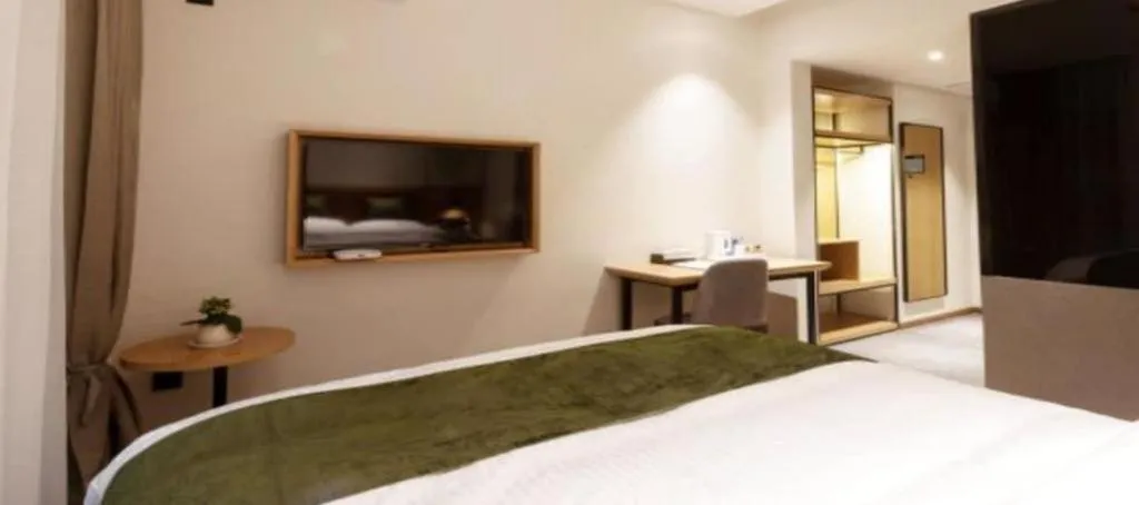 Bed in GreenTree Inn Jiangxi Nanchang XianGYAng Road Lianxi Road Business Hotel