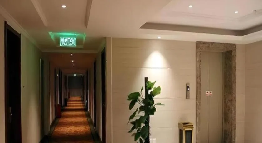 GreenTree Inn Jiangxi Nanchang XianGYAng Road Lianxi Road Business Hotel