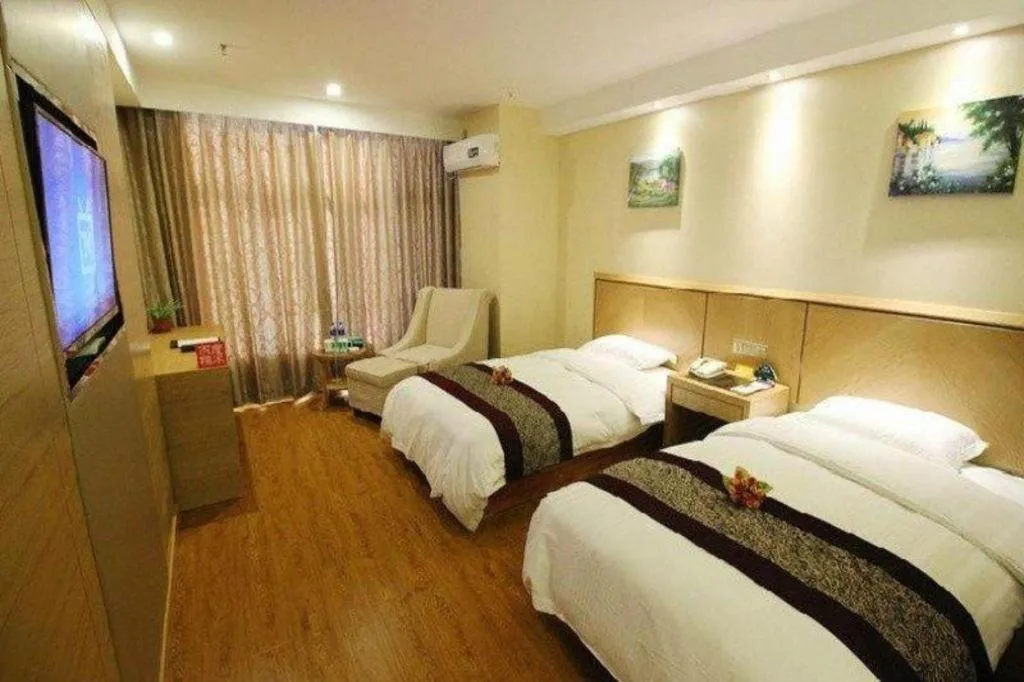 Bed in GreenTree Inn Jiangsu Wuxi Huishan High-Speed Rail Qianzhou Chongwen Road Business Hotel