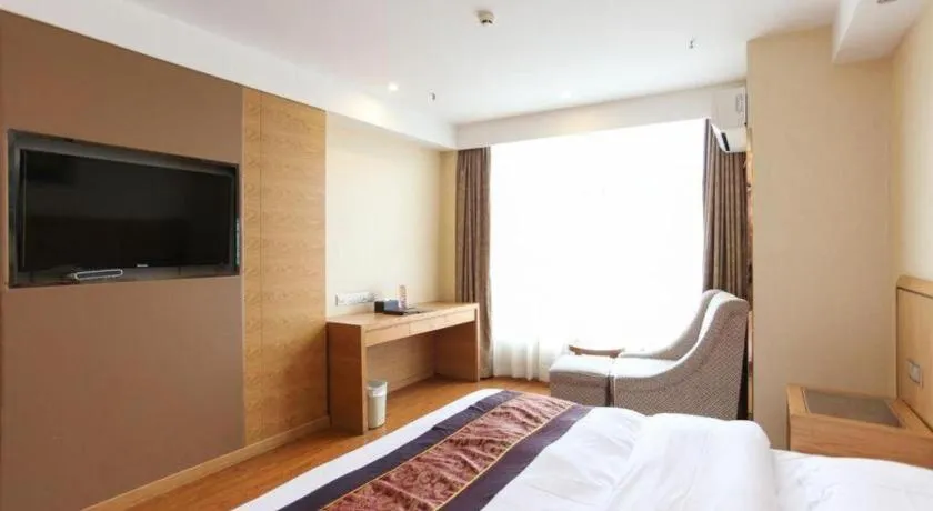 Bed in GreenTree Inn Jiangsu Wuxi Huishan High-Speed Rail Qianzhou Chongwen Road Business Hotel
