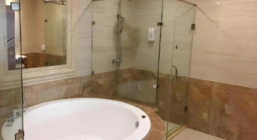 GreenTree Inn Jiangsu Wuxi Huishan High-Speed Rail Qianzhou Chongwen Road Business Hotel