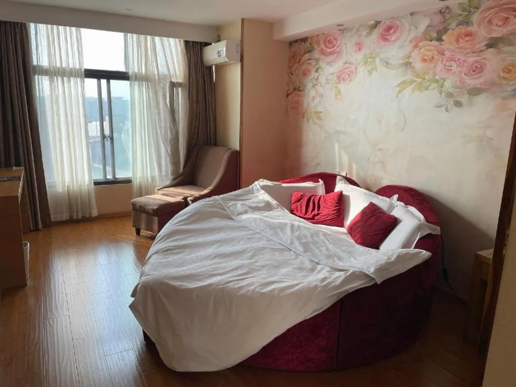 Bed in GreenTree Inn Jiangsu Wuxi Huishan High-Speed Rail Qianzhou Chongwen Road Business Hotel