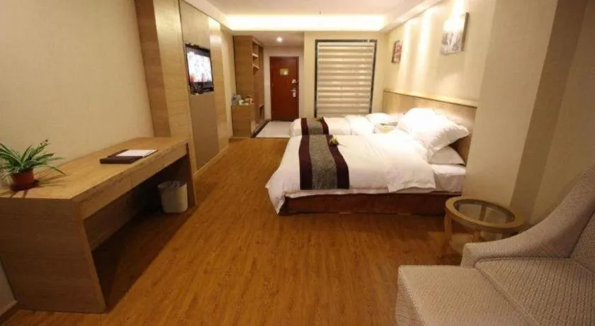 Bed in GreenTree Inn Jiangsu Wuxi Huishan High-Speed Rail Qianzhou Chongwen Road Business Hotel