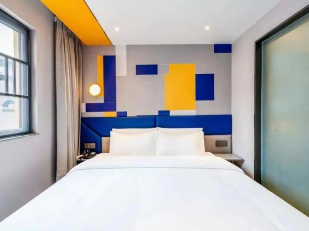 Bed in 7 Days Inn Chengdu Sichuan University South Railway Station