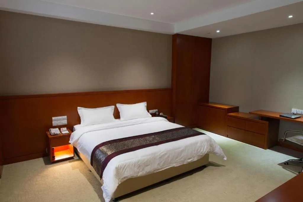 Bed in Sunparkview Hotel Shanghai