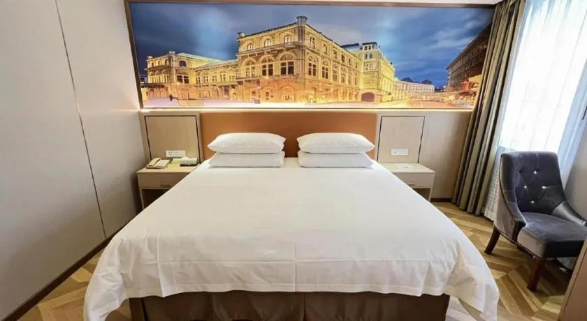 Bed in Vienna Hotel Guangxi Yangshuo Impression