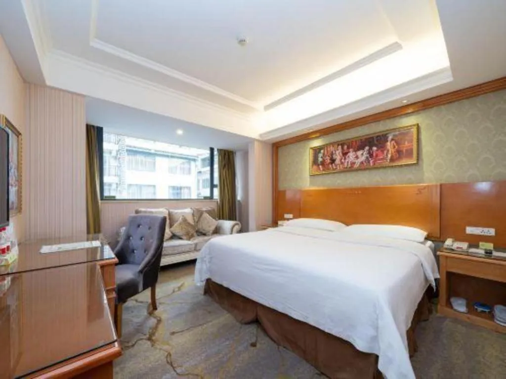 Bed in Vienna Hotel Guangxi Yangshuo Impression