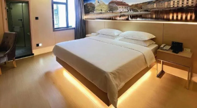 Bed in Vienna Hotel Guangxi Yangshuo Impression