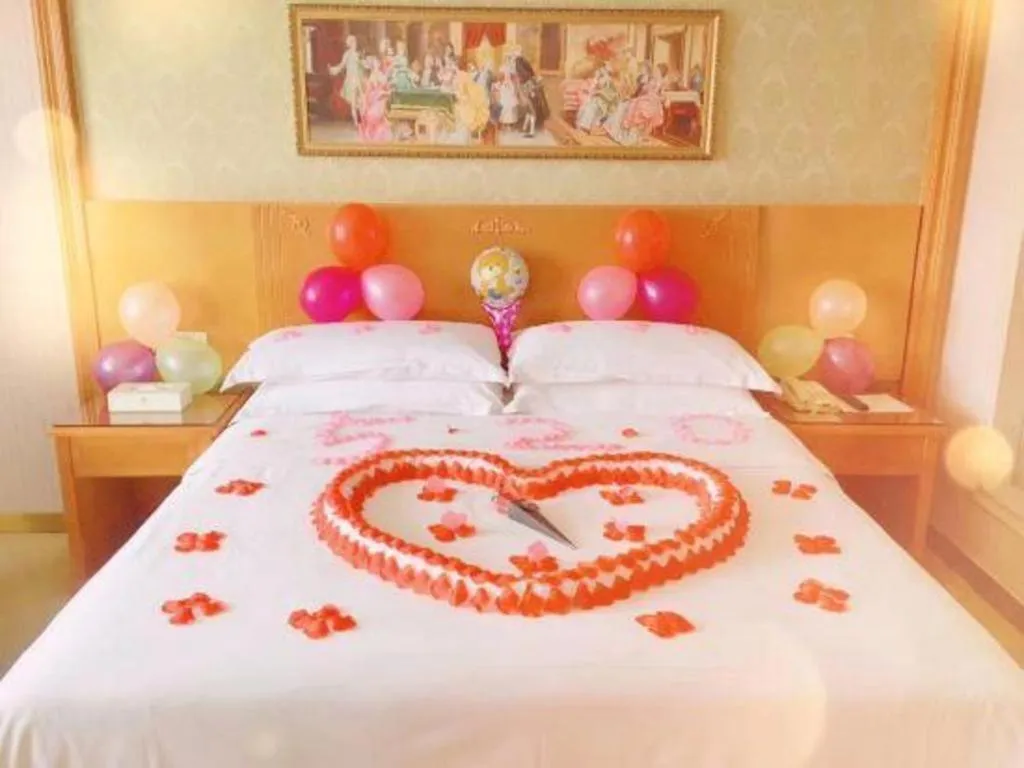 Bed in Vienna Hotel Guangxi Yangshuo Impression