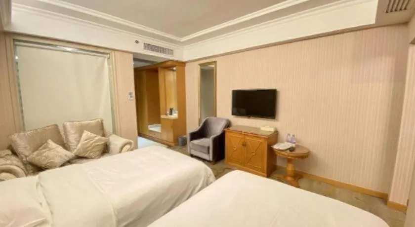 Bed in Vienna Hotel Guangxi Yangshuo Impression