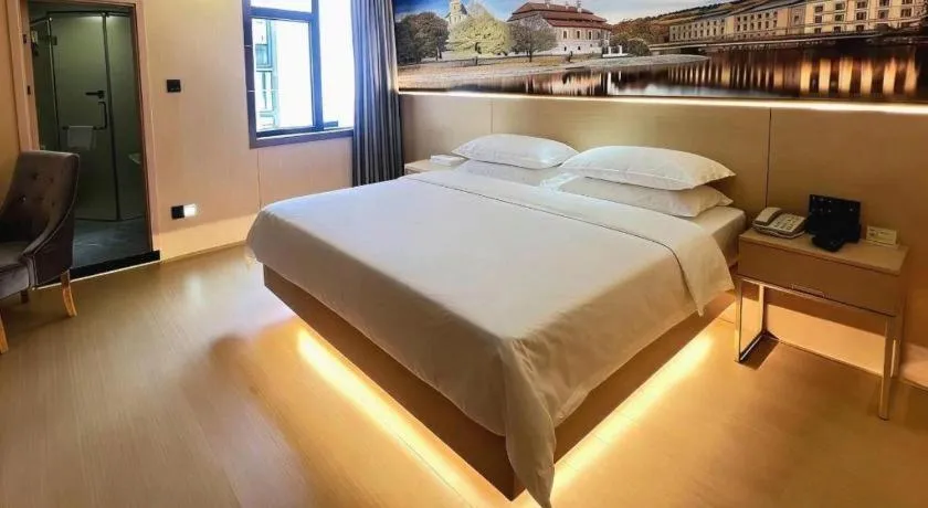 Bed in Vienna Hotel Guangxi Yangshuo Impression