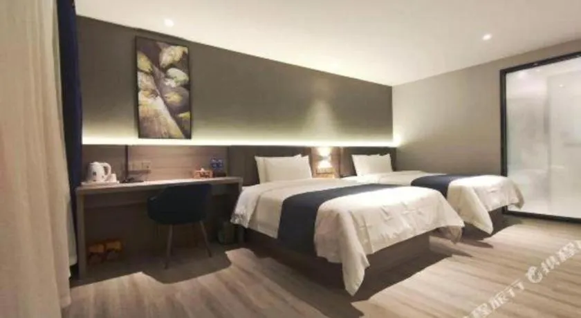 Bed in 7 Days Premium Jiangmen Wuyi Avenue Gangkou Road