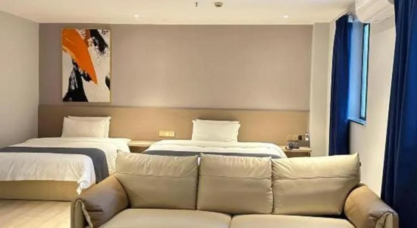 Bed in 7 Days Premium Jiangmen Wuyi Avenue Gangkou Road