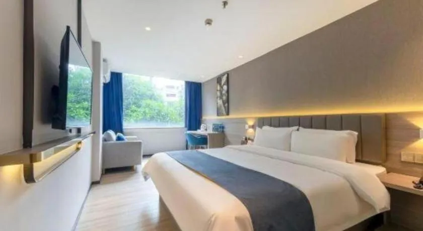 Bed in 7 Days Premium Jiangmen Wuyi Avenue Gangkou Road