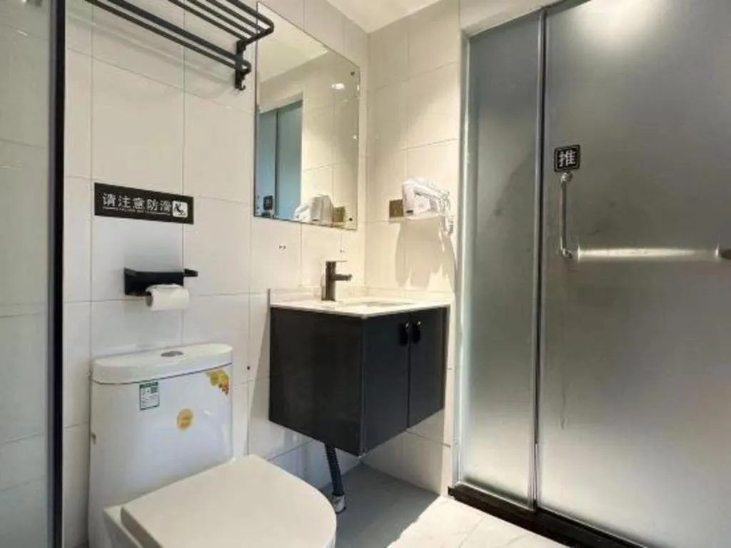 7 Days Premium Jiangmen Wuyi Avenue Gangkou Road