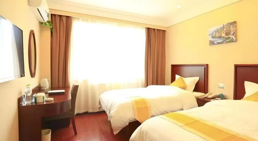 Bed in GreenTree Inn Qingdao Licang Shuyan Road Daweng Square Express Hotel