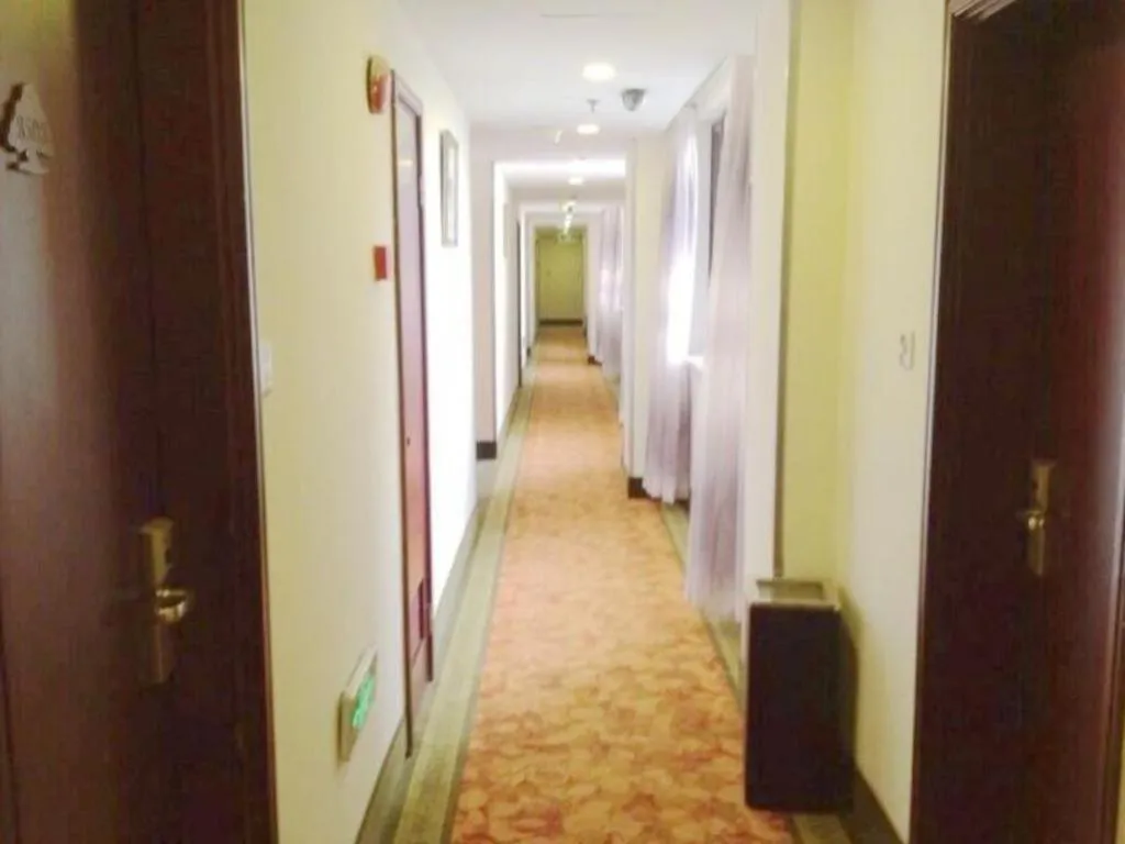 GreenTree Alliance Shanghai Railway Station QiuJiang Road Hotel