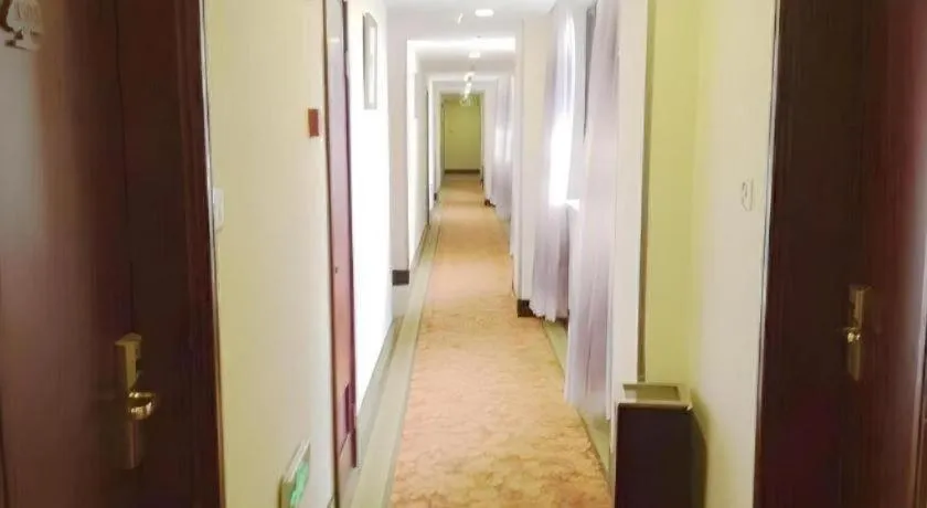 GreenTree Alliance Shanghai Railway Station QiuJiang Road Hotel