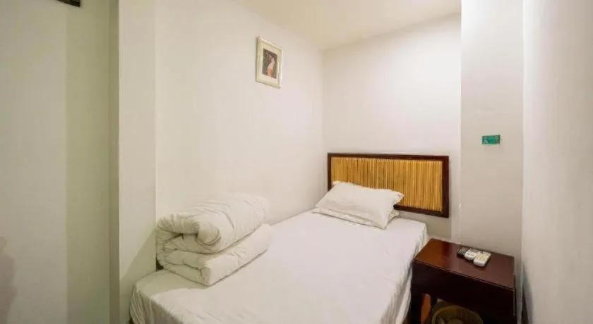 Bed in GreenTree Alliance Shanghai Railway Station QiuJiang Road Hotel