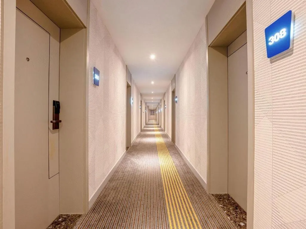 7 Days Inn Wuhan Dingziqiao Zhongnan Road Metro Station