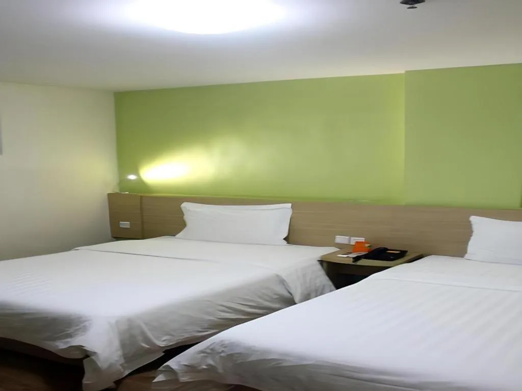 Bed in 7 Days Inn Bijie Jinsha Hebin Road