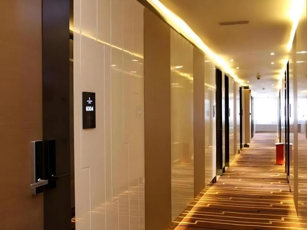 LAVANDE Hotel Dalian Huanan Square North Railway Station