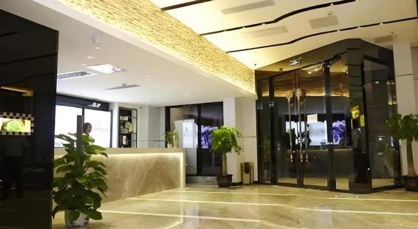 LAVANDE Hotel Dalian Huanan Square North Railway Station