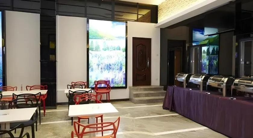 LAVANDE Hotel Dalian Huanan Square North Railway Station