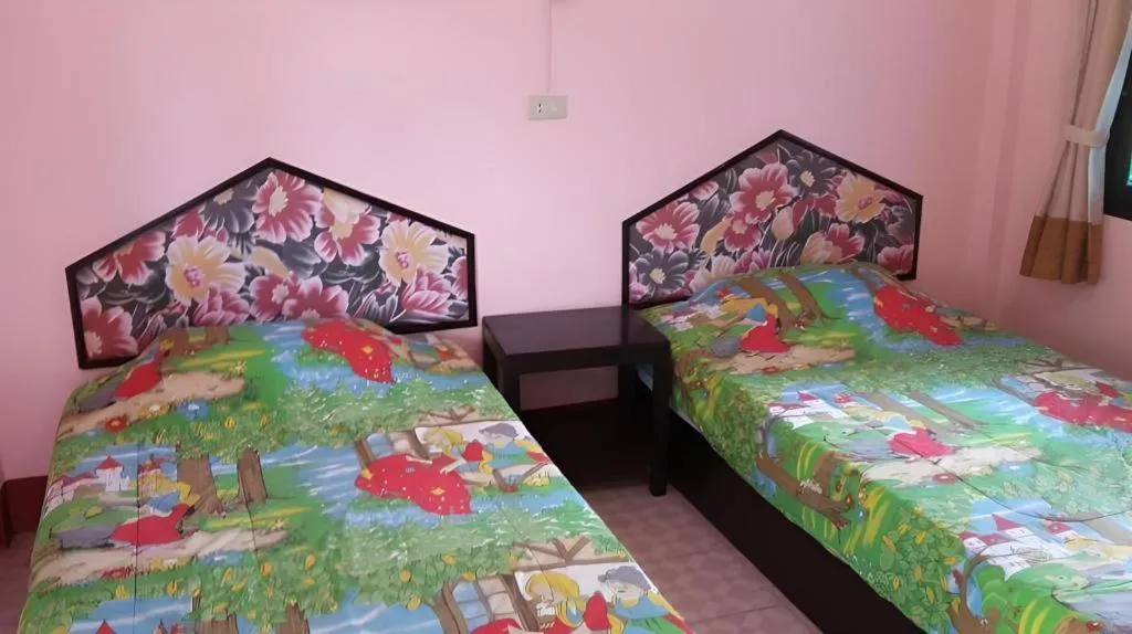 Bed in Ruen View Resort