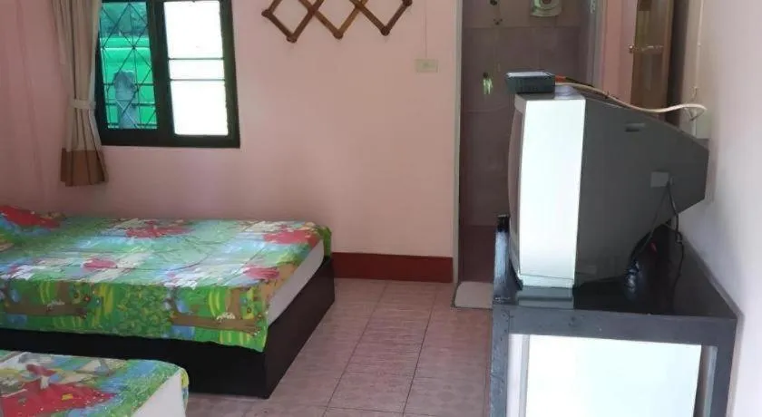 Bed in Ruen View Resort