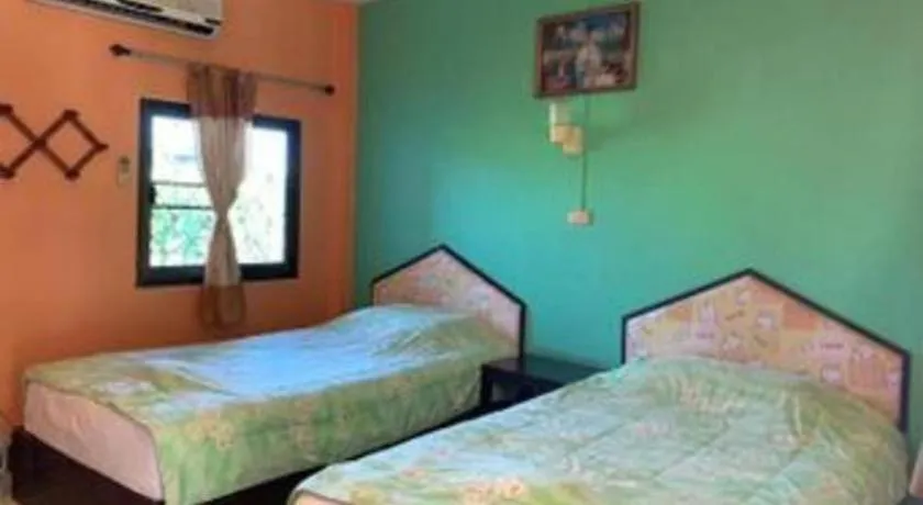 Bed in Ruen View Resort