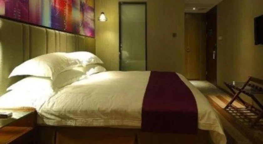 Bed in GreenTree Inn Fujian Fuzhou Software Park River View Business Hotel
