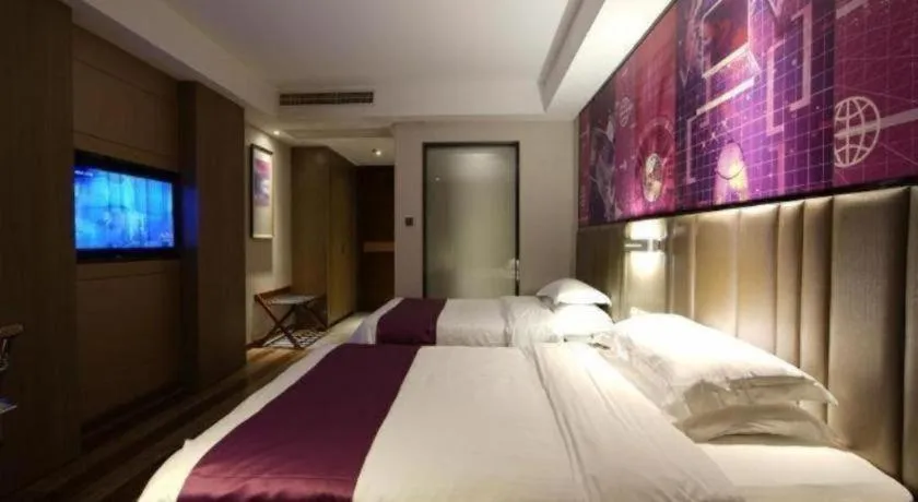 Bed in GreenTree Inn Fujian Fuzhou Software Park River View Business Hotel