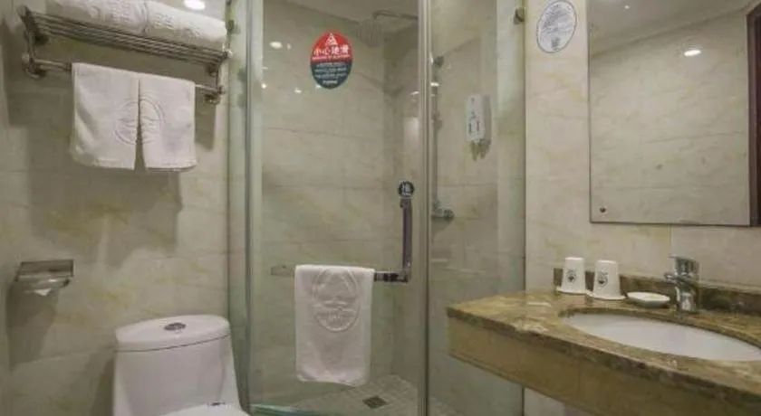 GreenTree Inn Chengdu North Railway Station Beichengtianjie Business Hotel