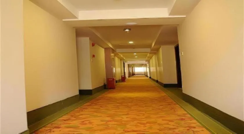 GreenTree Inn Chengdu North Railway Station Beichengtianjie Business Hotel