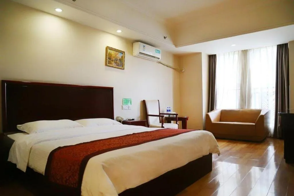 Bed in GreenTree Inn Chengdu North Railway Station Beichengtianjie Business Hotel