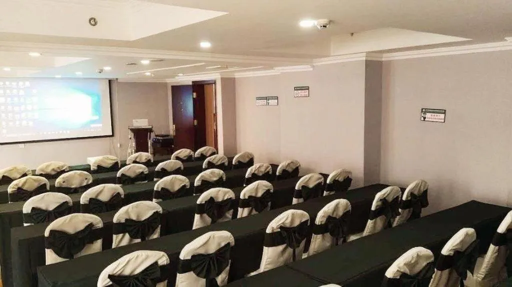 GreenTree Inn Chengdu North Railway Station Beichengtianjie Business Hotel