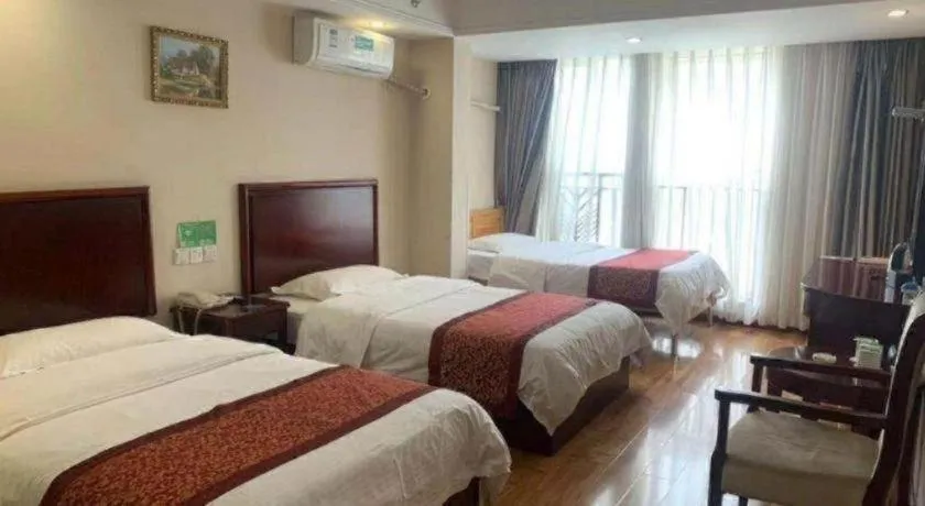 Bed in GreenTree Inn Chengdu North Railway Station Beichengtianjie Business Hotel
