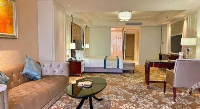 Lake Piedmont International Hotel